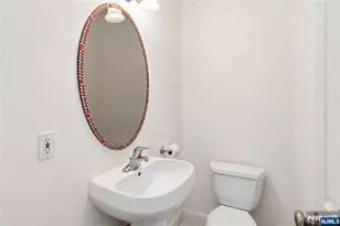 400 Paris Ave, Northvale, NJ 07647 - Photo 13