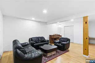 400 Paris Ave, Northvale, NJ 07647 - Photo 23