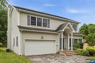 400 Paris Ave, Northvale, NJ 07647 - Photo 3