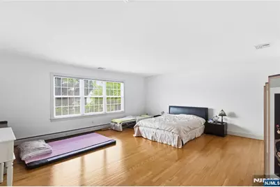 400 Paris Avenue, Northvale, NJ 07647 - Photo 15