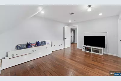 440 Alder Street, Lyndhurst Township, NJ 07071 - Photo 29