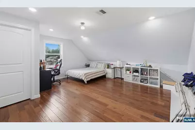 440 Alder Street, Lyndhurst Township, NJ 07071 - Photo 25