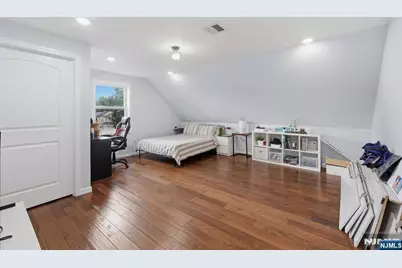 440 Alder Street, Lyndhurst Township, NJ 07071 - Photo 27