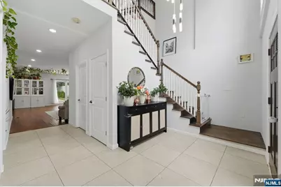 440 Alder Street, Lyndhurst Township, NJ 07071 - Photo 3