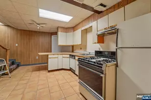 62 Parkway, Rochelle Park Township, NJ 07662 - Photo 25