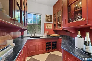 111 Upper Mountain Ave, Montclair, NJ 07042 - Photo 17