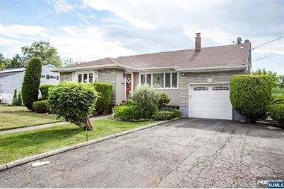 560 Boulevard, New Milford, NJ 07646 - Photo 3