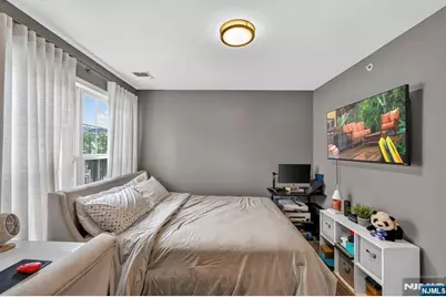 169 Winchester Court 258 #258, Clifton, NJ 07013 - Photo 13