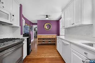 43 Colonial Pkwy, Dumont, NJ 07628 - Photo 9