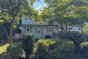43 Colonial Pkwy, Dumont, NJ 07628 - Photo 1