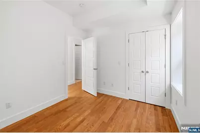 141 Beach Street, Jersey City, NJ 07307 - Photo 15