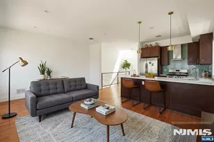 141 Beach St, Jersey City, NJ 07307 - Photo 13