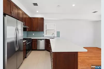 141 Beach Street, Jersey City, NJ 07307 - Photo 13