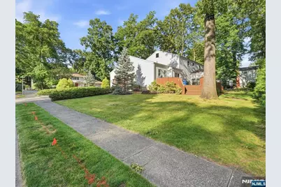 862 Battel Place, Oradell, NJ 07649 - Photo 3