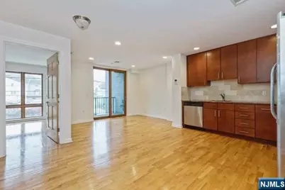 17 Meadow Road 306 #306, Rutherford, NJ 07070 - Photo 1