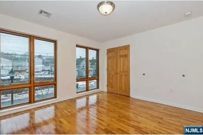 17 Meadow Road 306 #306, Rutherford, NJ 07070 - Photo 11
