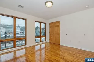 17 Meadow Road 306, Rutherford, NJ 07070 - Photo 11