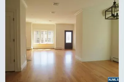 427 Westview Place B #B, Fort Lee, NJ 07024 - Photo 3