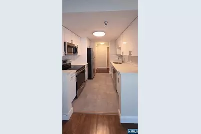 100 Old Palisade Road 3609 #3609, Fort Lee, NJ 07024 - Photo 5