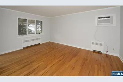 38-49 Vanore Drive, Fair Lawn, NJ 07410 - Photo 3