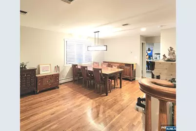 2425 1st Street, Fort Lee, NJ 07024 - Photo 3