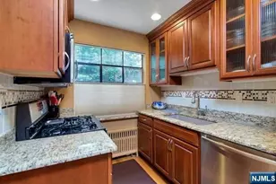 97-99 Tracey Pl 1, Englewood, NJ 07631 - Photo 7