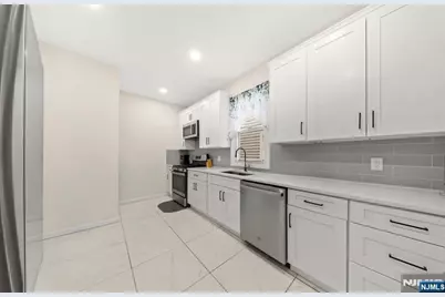216 Maple Avenue, East Orange, NJ 07017 - Photo 5