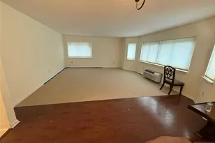 310 Lookout Ave 106, Hackensack, NJ 07601 - Photo 17