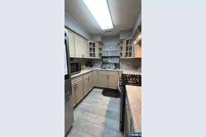 43-45 Brookdale Avenue, Newark, NJ 07106 - Photo 3