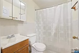 604 Forest St, Orange, NJ 07050 - Photo 11