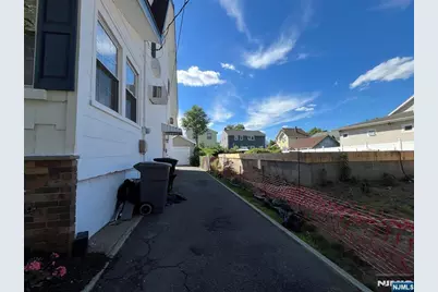 593 Palmer Avenue, Maywood, NJ 07607 - Photo 23