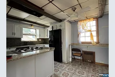 593 Palmer Avenue, Maywood, NJ 07607 - Photo 9