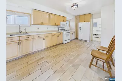 247 Malcolm Avenue 1 #1, Garfield, NJ 07026 - Photo 15