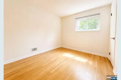 6 Rose Court, Closter, NJ 07624 - Photo 11
