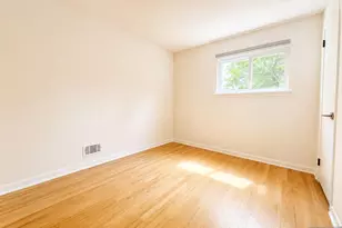 6 Rose Ct, Closter, NJ 07624 - Photo 11