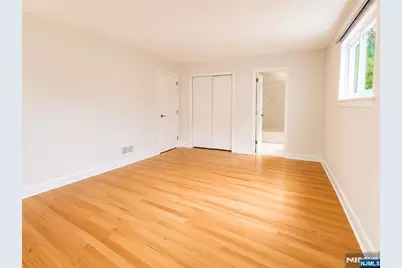6 Rose Court, Closter, NJ 07624 - Photo 7