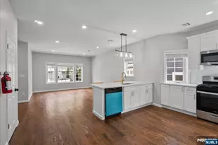 35-37 West End Ave, Newark, NJ 07106 - Photo 9