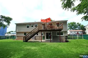 42-05 Naugle Dr, Fair Lawn, NJ 07410 - Photo 27