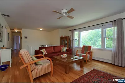42-05 Naugle Drive, Fair Lawn, NJ 07410 - Photo 11