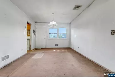 599 Concord Street, New Milford, NJ 07646 - Photo 7
