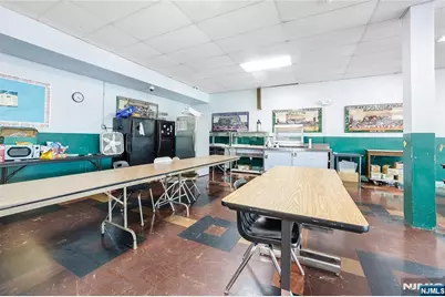 1-30 Summit Avenue, Fair Lawn, NJ 07410 - Photo 25