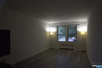 975-995 Teaneck 1M #1M, Teaneck Township, NJ 07666 - Photo 5