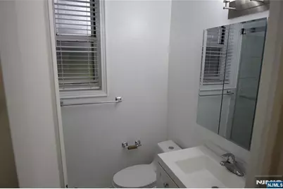 975-995 Teaneck 1M #1M, Teaneck Township, NJ 07666 - Photo 7