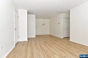 1132 Stafford Street 1132, Mahwah, NJ 07430 - Photo 5