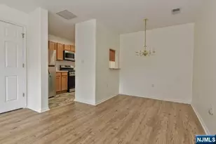 1132 Stafford Street 1132, Mahwah, NJ 07430 - Photo 7