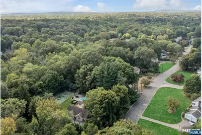 24 Vanderbeck Lane, Mahwah, NJ 07430 - Photo 45