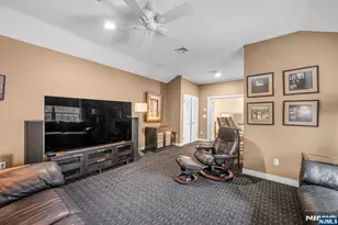 24 Vanderbeck Ln, Mahwah, NJ 07430 - Photo 11