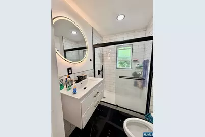 115 Chestnut Avenue, Irvington, NJ 07111 - Photo 9