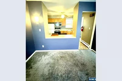 265 Elm 263 #263, Elmwood Park, NJ 07407 - Photo 3