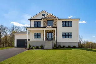 9 Emerald Dr, Hamburg, NJ 07419 - Photo 1
